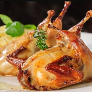 CAILLES FARCIES, SAUCE FOIE GRAS ET MORILLES